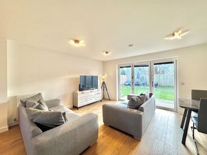 Photo 15- click for photo gallery